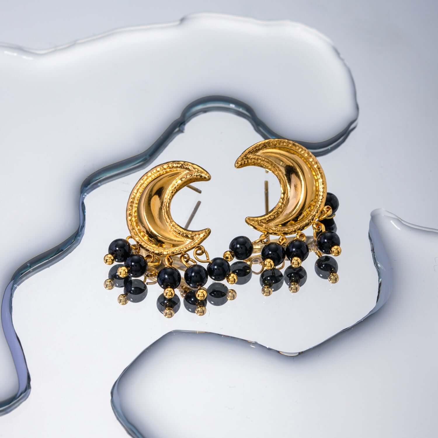 18K Gold-Plated Stainless Steel Moon Shape Earrings - STUFF TREND