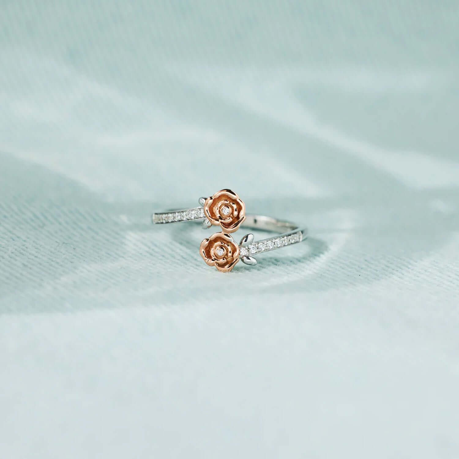 Rose Shape Inlaid Zircon Bypass Ring - STUFF TREND