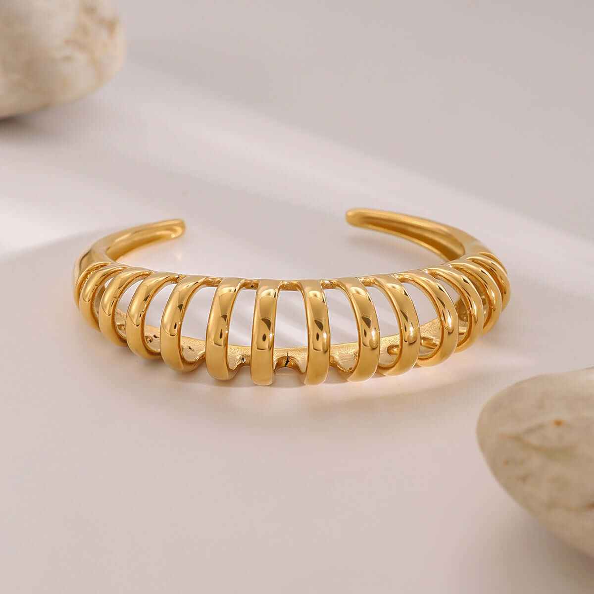 18K Gold-Plated Stainless Steel Cutout Bracelet - STUFF TREND