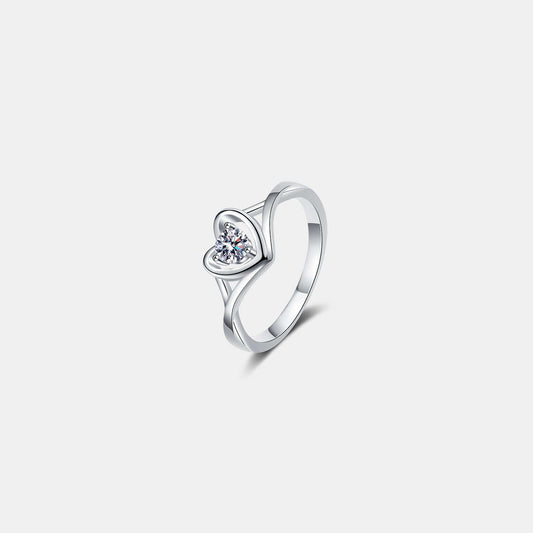 Moissanite Heart 925 Sterling Silver Ring with 0.3 Carat Stone, Elegant Jewelry Design, Includes Certificate and Warranty.