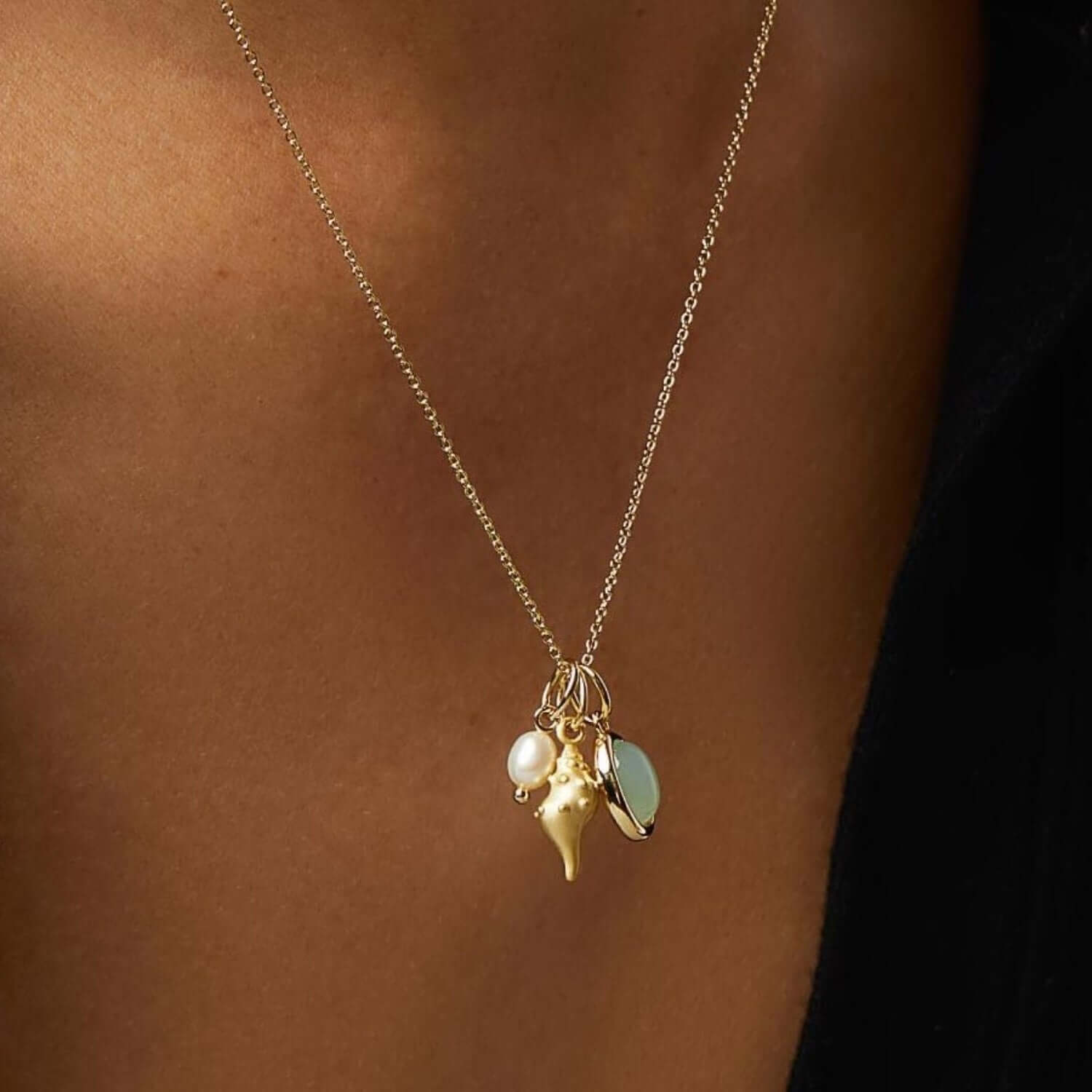 14K Gold-Plated Natural Crystal Conch Pendant Necklace - STUFF TREND