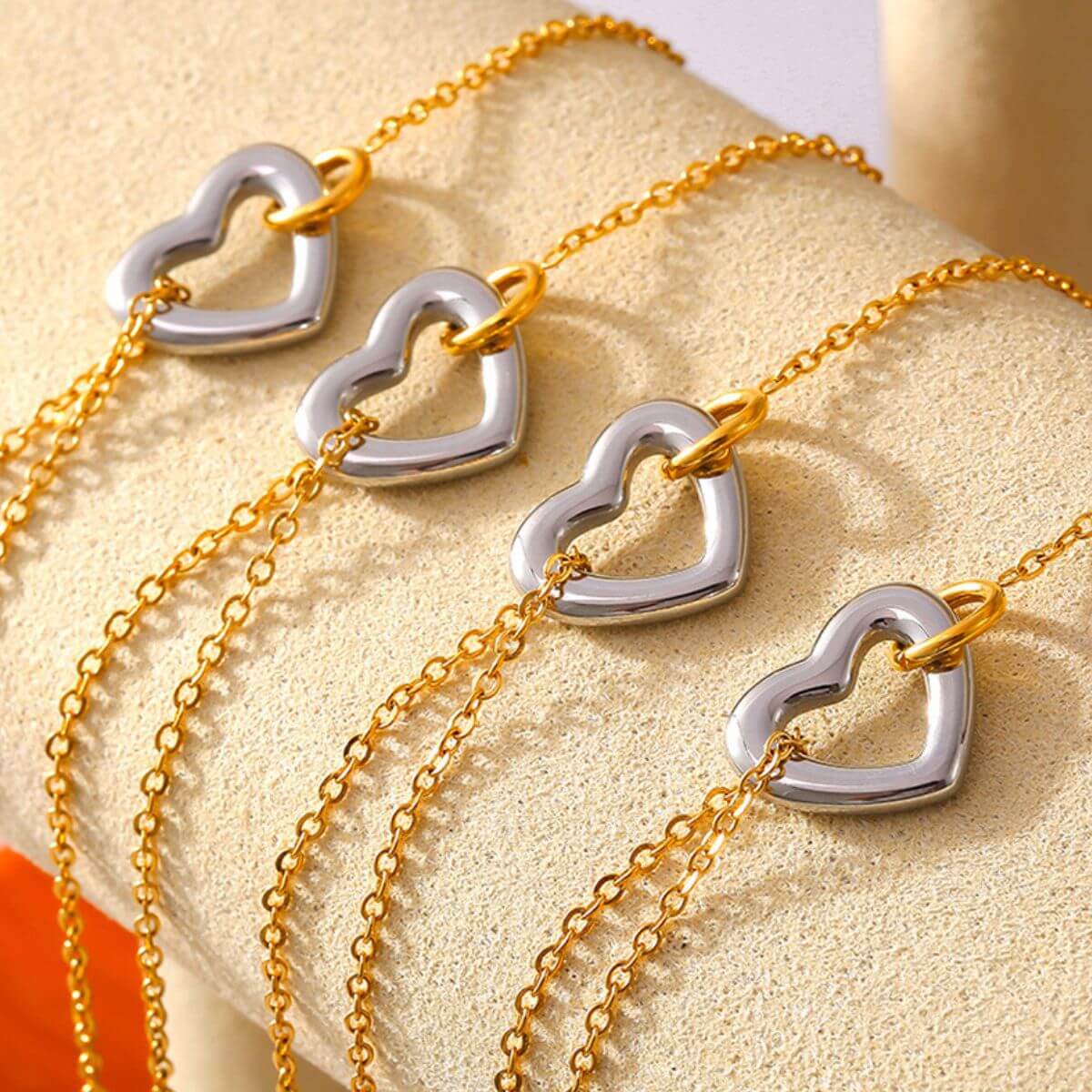 18K Gold-Plated Heart Bracelet - STUFF TREND