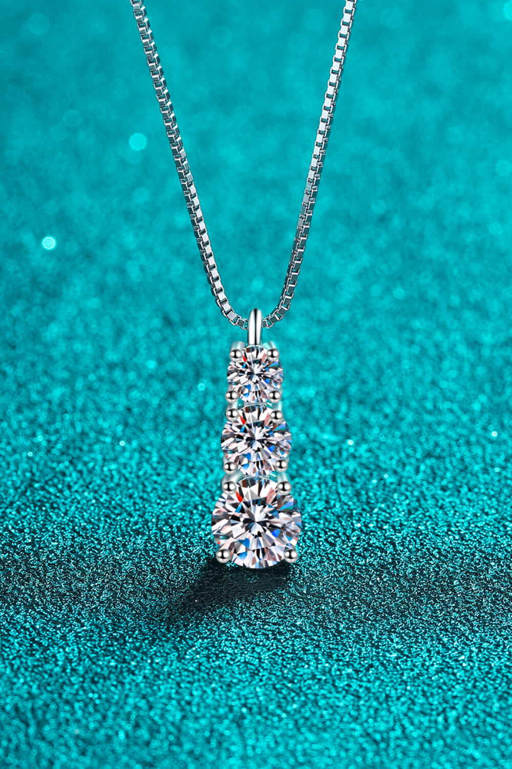 Moissanite Triple-Pendant Necklace - STUFF TREND