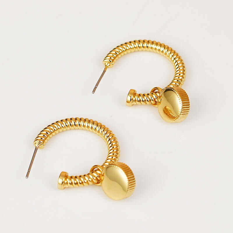 Gold-plated rope cat's eye stone C-hoop earrings with copper base, displayed on a white background.